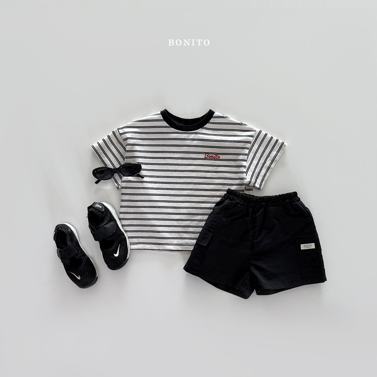 Cargo pocket shorts
