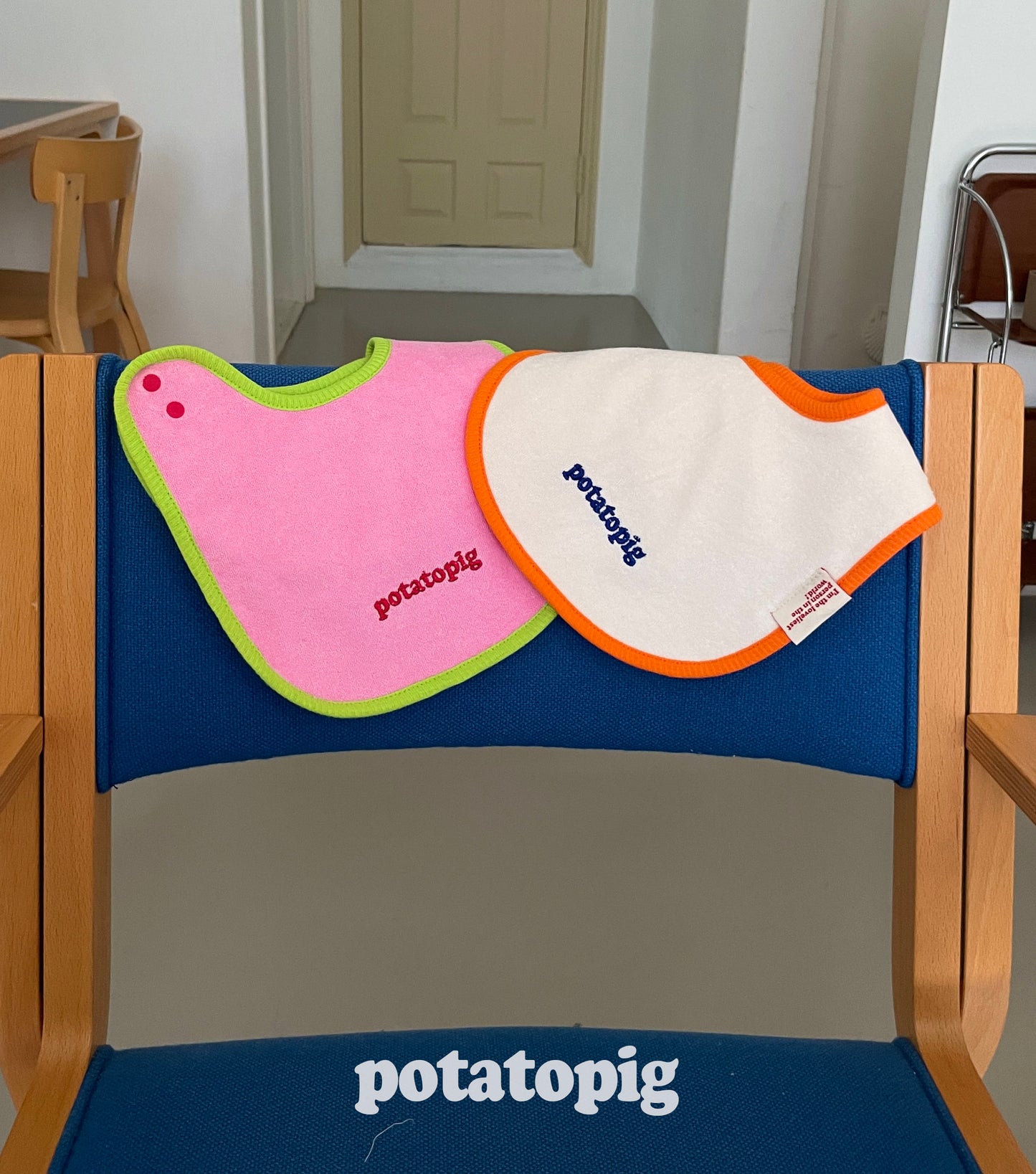 POTATO TERRY BIB - APRICOT