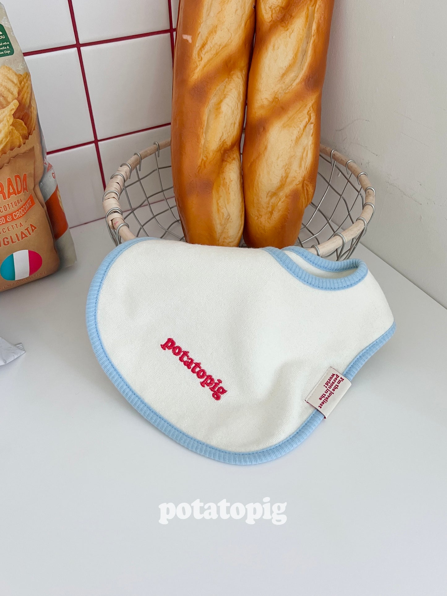 POTATP TERRY BIB - MILK